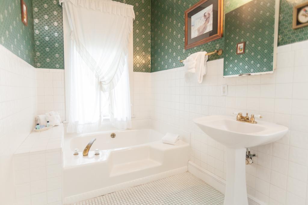 Alexander Homestead Bed And Breakfast St. Augustine Room photo